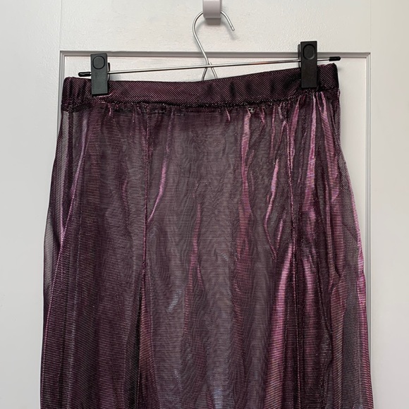 BOOHOO keira metallic mesh split high rise maxi skirt black purple size 8 - Picture 3 of 6